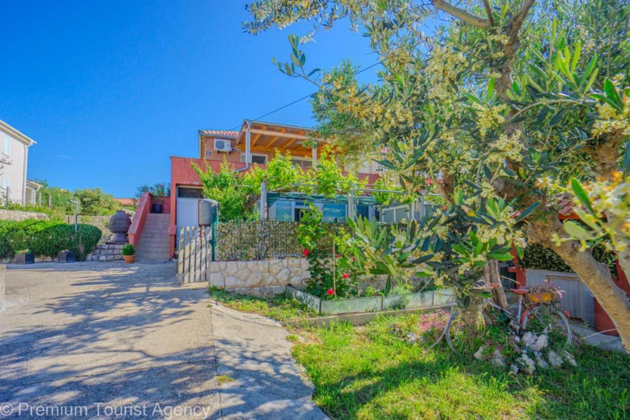 Sunset Apartment With Sea View Povljana Exterior photo